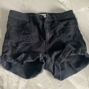 Pacsun ripped jeans short